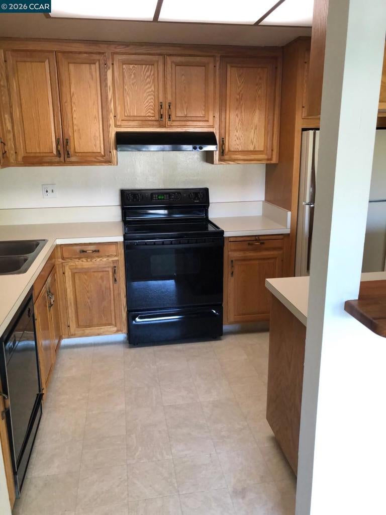 1116 Fairlawn Court 3