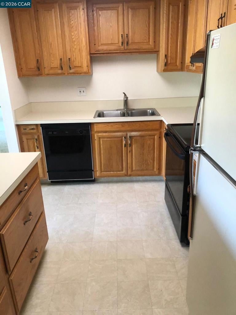 1116 Fairlawn Court 3