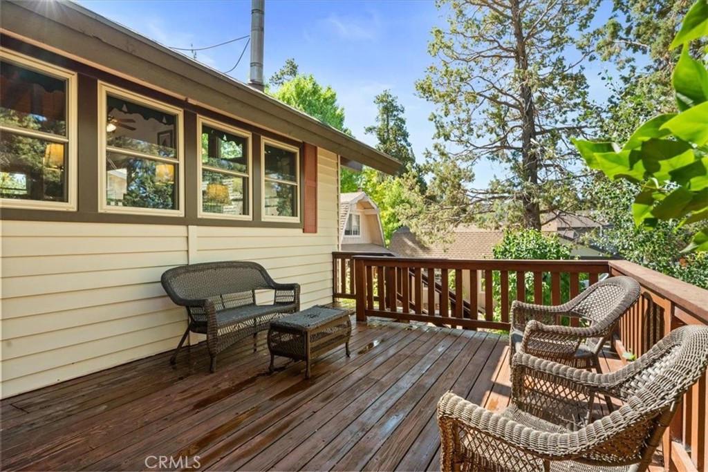 1042 Pine Mountain Drive