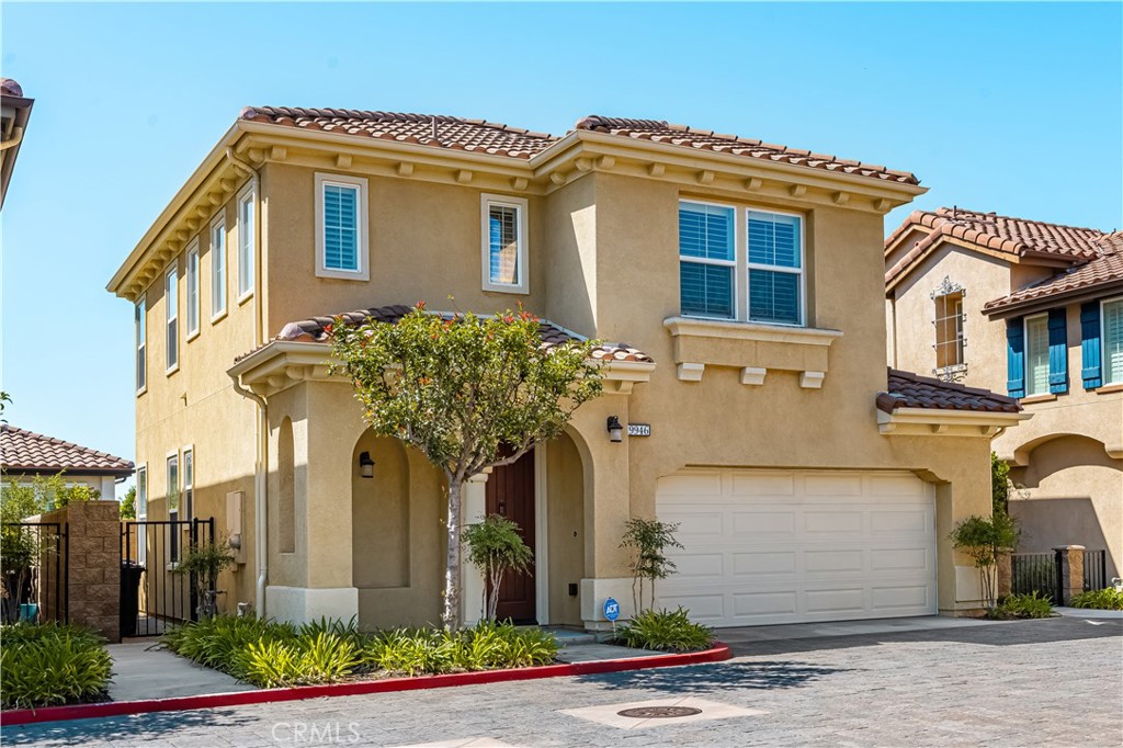 Tierra - Residential Lease