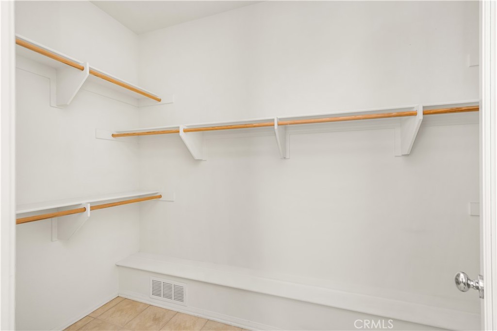 Tierra - Residential Lease