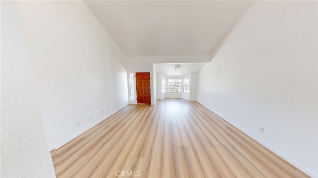 12930 Gilmore