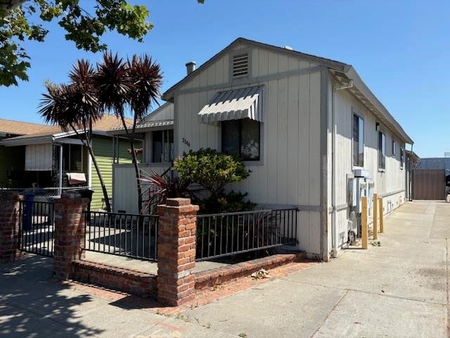 2144 Alvarado St St