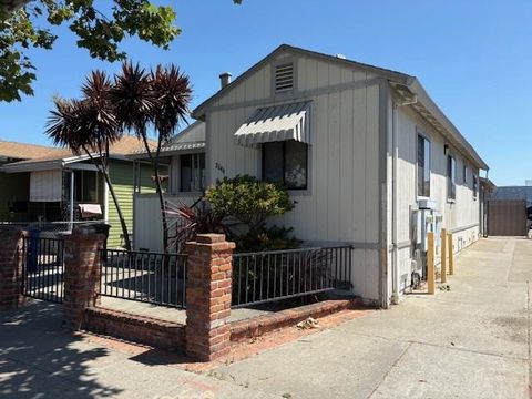 Photo of 2144 Alvarado St St, San Leandro, CA 94577 (MLS # 41124293)