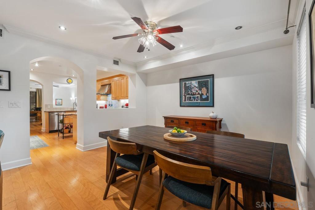 1040 Genter St 103