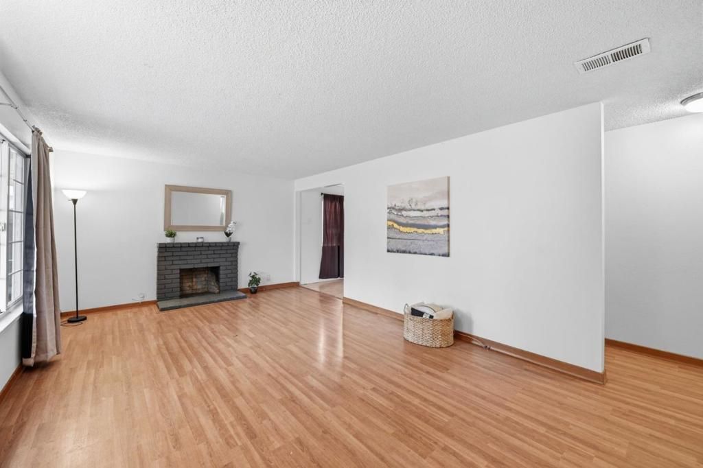 Photo of 866 McCreery Avenue, San Jose, CA 95116 (MLS # ML82027952)