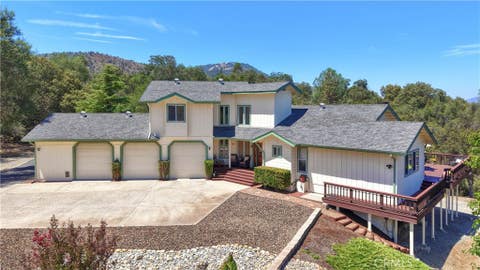 Photo of 38393 Crestview Lane, Oakhurst, CA 93644 (MLS # MP26181717)