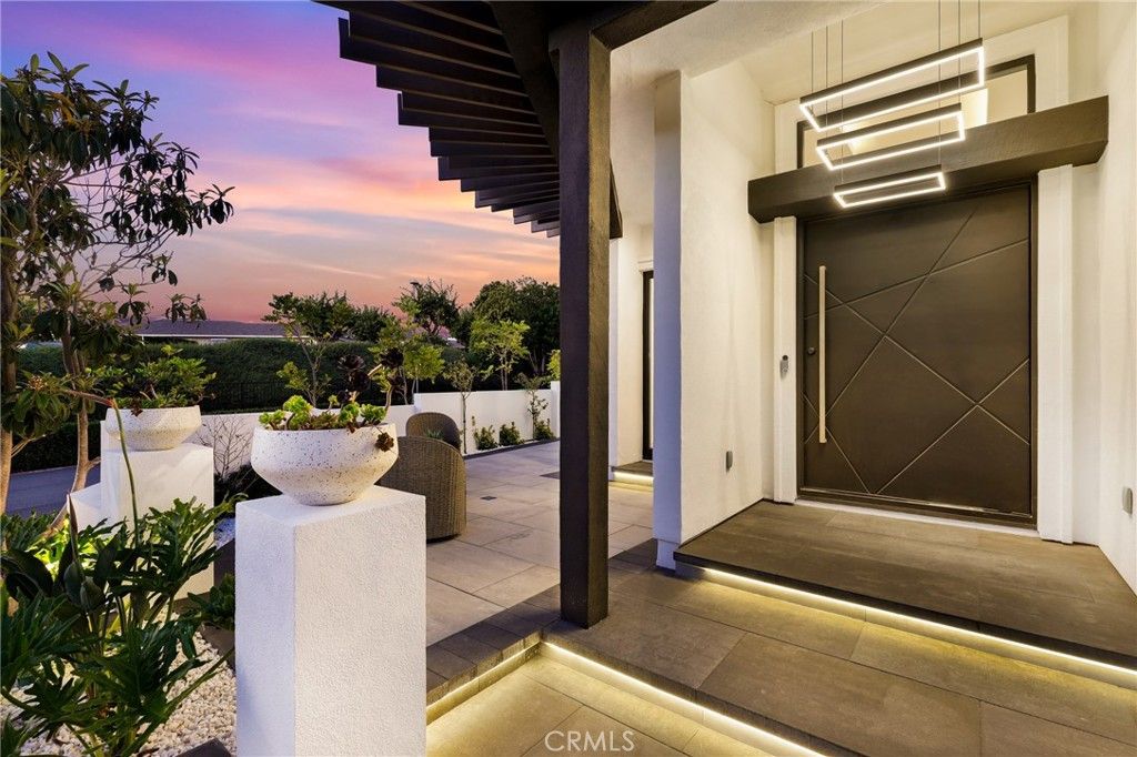 Photo of 35242 Vista De Todo, Dana Point, CA 92624 (MLS # OC26057595)