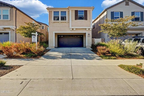 Photo of 1951 Tangelo Way, Santa Paula, CA 93060 (MLS # V1-38303)