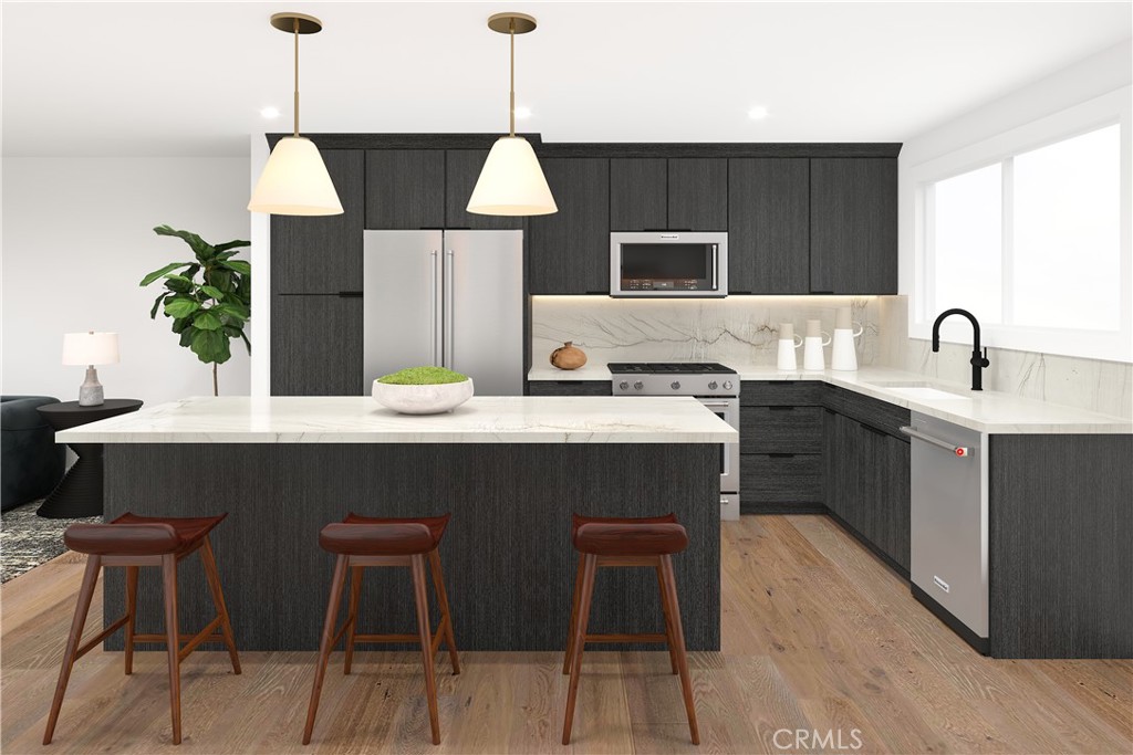 4871 Canyon View
