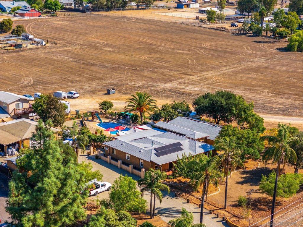 1550 Keyes Road