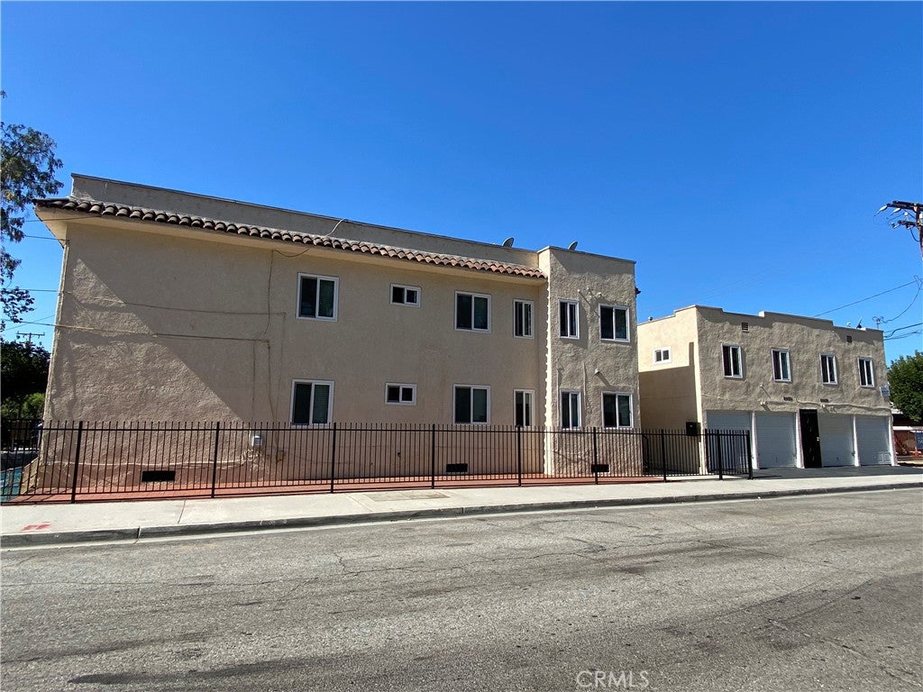 5101 Lindsey Avenue