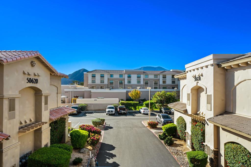 Casitas Las Rosas - Residential