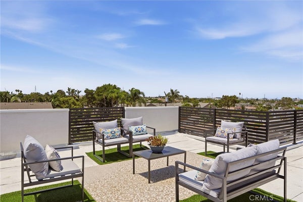 4604 172ND ST A, LAWNDALE, CA 90260 - Image bf630ed1a4e334fc98c1dd068b2e5f4b/642037949
