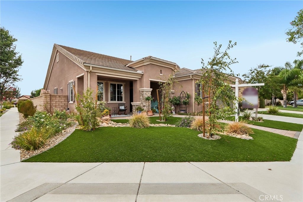 1645 Camino Cresta