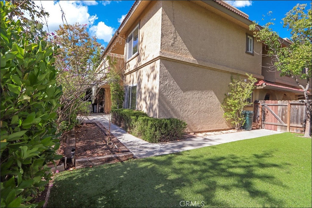25272 Birch Grove