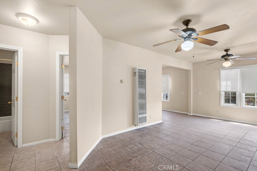 7319 S Normandie