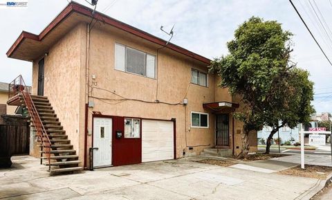 Photo of 7401 Hillside St, Oakland, CA 94605 (MLS # 41131071)