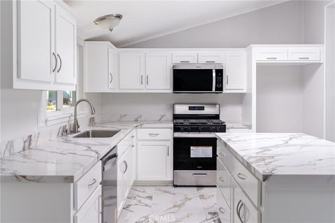 Tiny photo for 4 Dove Court, Paso Robles, CA 93446 (MLS # NS26079666)