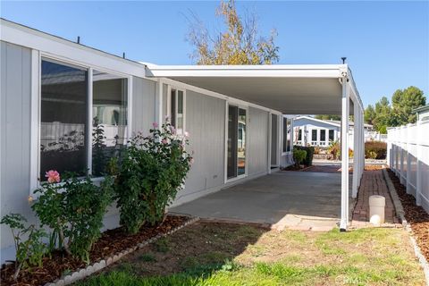 Tiny photo for 4 Dove Court, Paso Robles, CA 93446 (MLS # NS26079666)