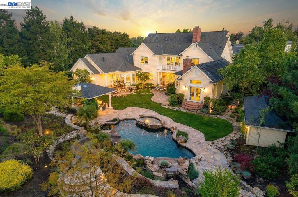 862 Gray Fox Cir