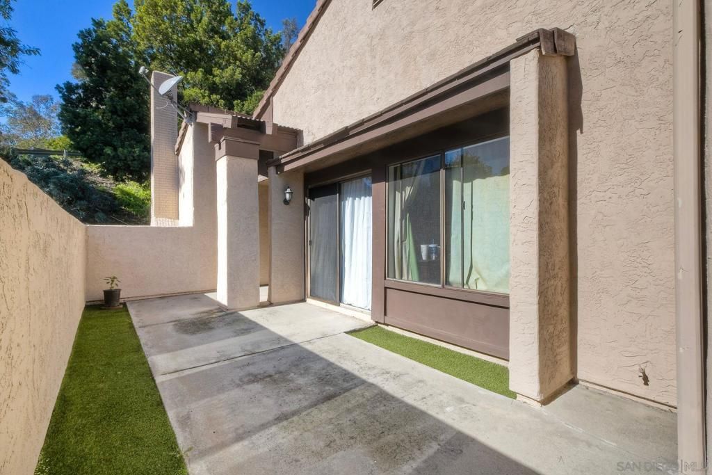 Photo of 2049 Golden Circle Dr Dr, Escondido, CA 92026 (MLS # 250044730SD)