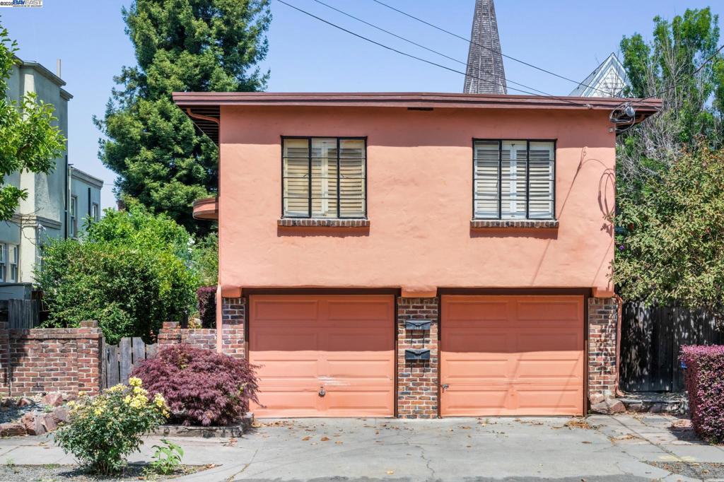 CENTRAL ALAMEDA - Residential Income