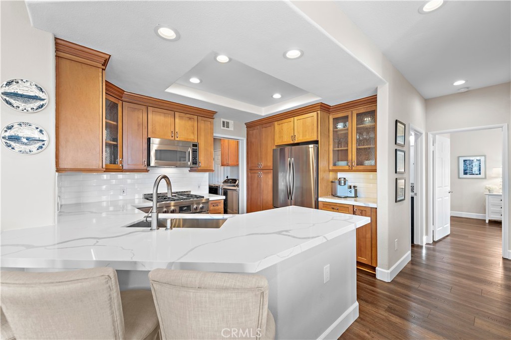 Breakers (BB) (BBB) - Residential