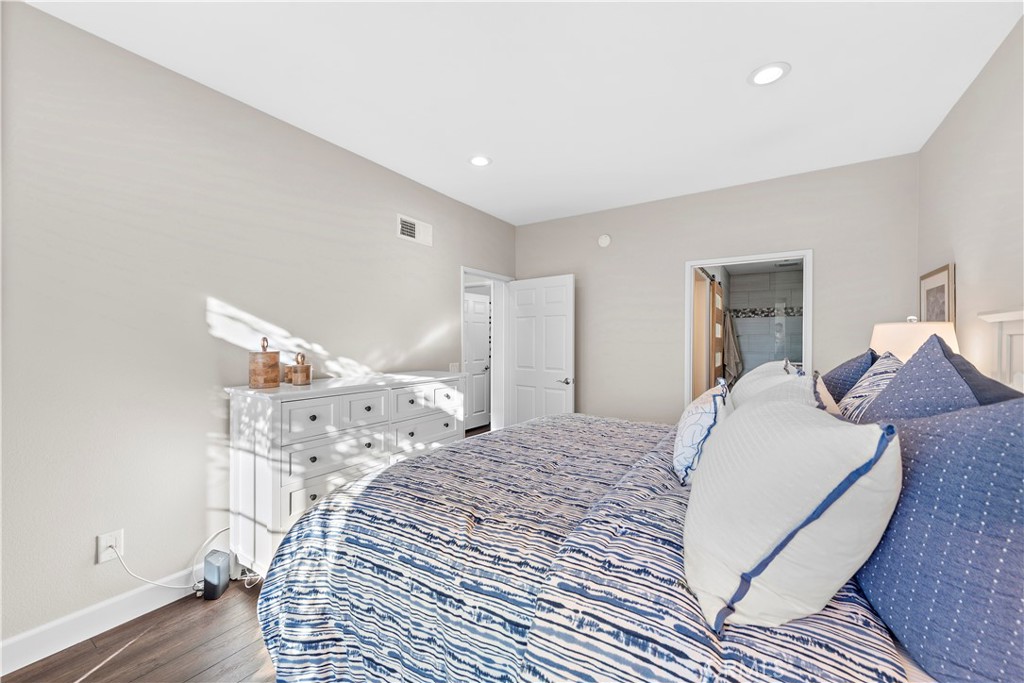 Breakers (BB) (BBB) - Residential