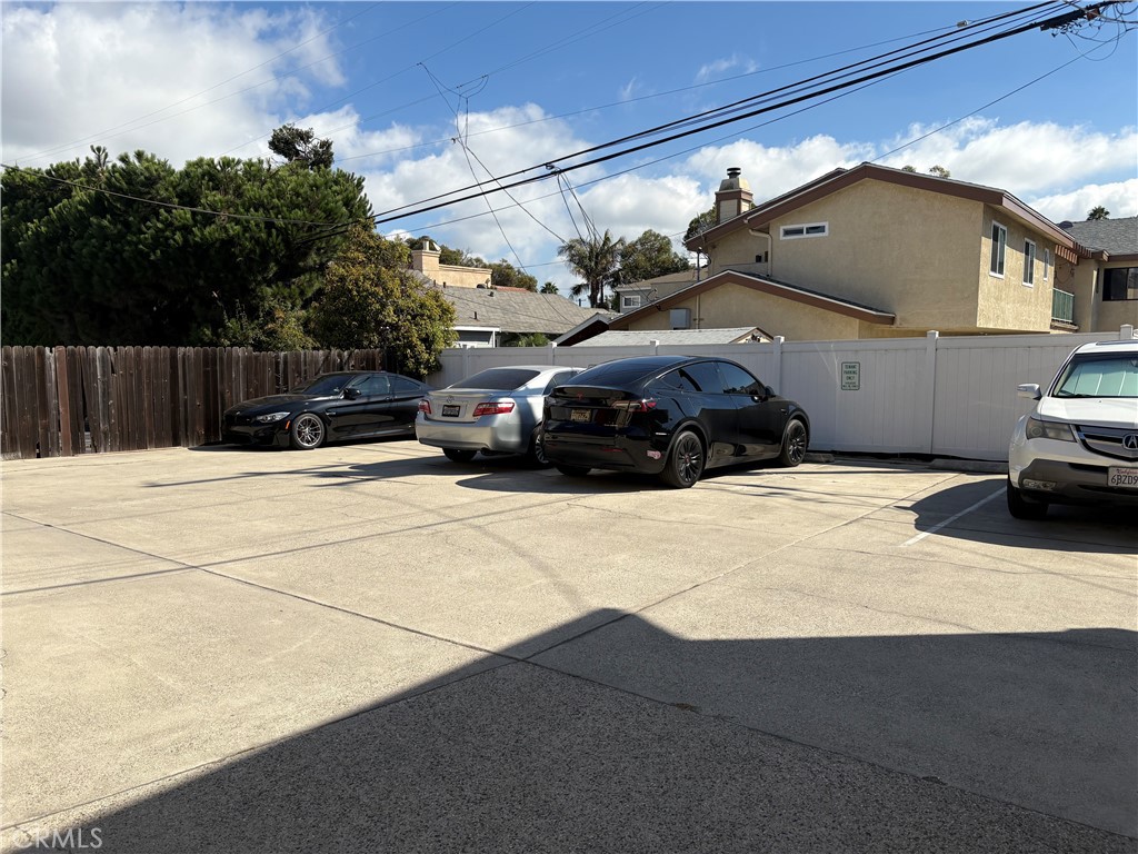 Eastside (ES) - Residential Income