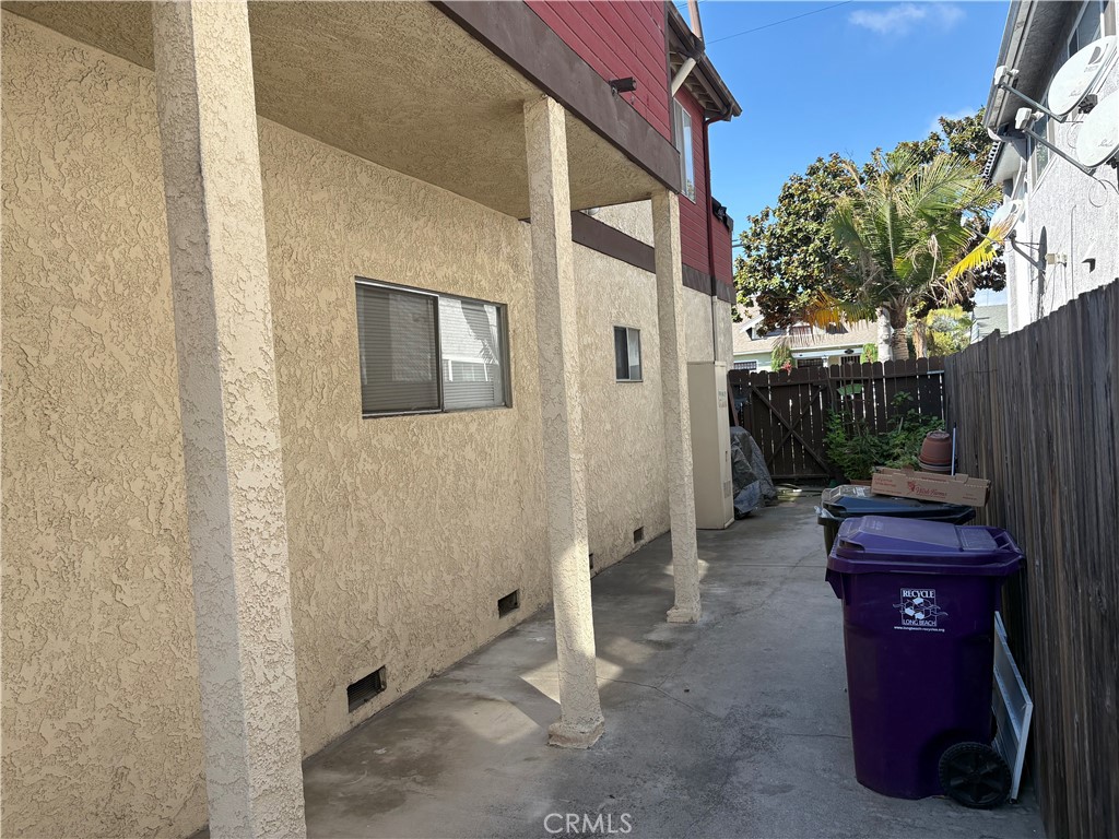 Eastside (ES) - Residential Income