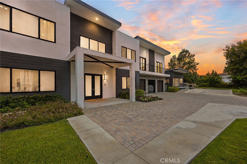 1911 Tumin Road