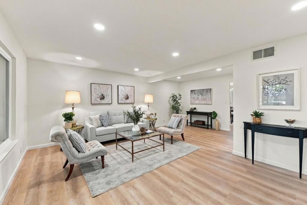 4620 Noyo River Court