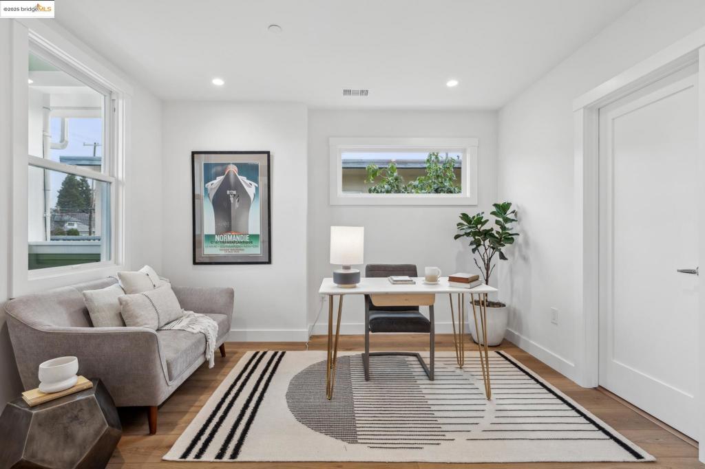 BERKELEY BORDER - Residential Income