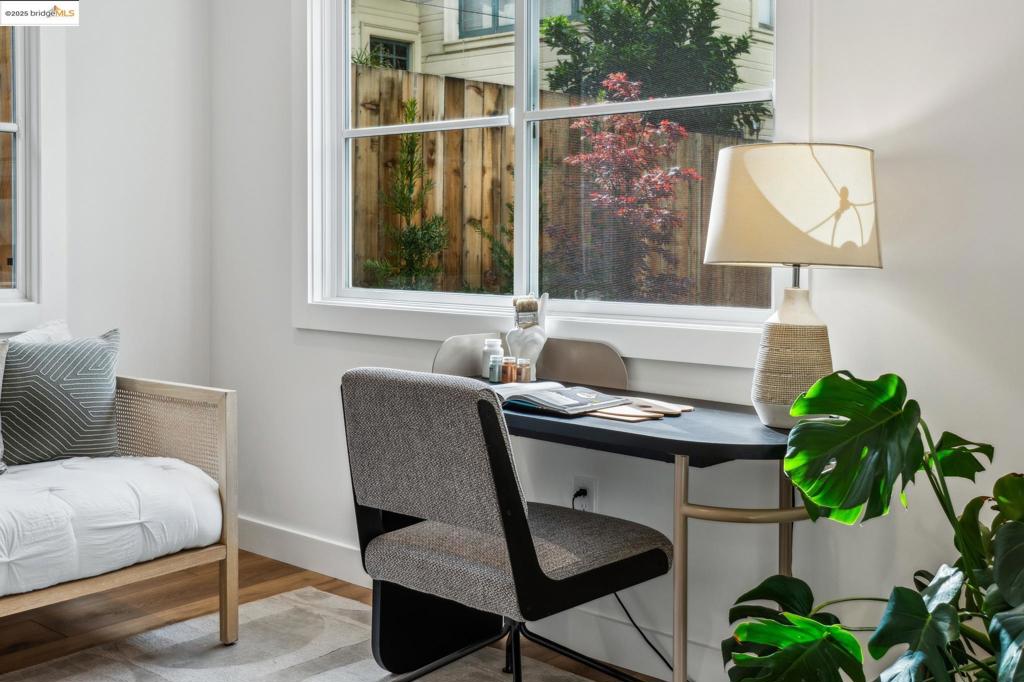 BERKELEY BORDER - Residential Income