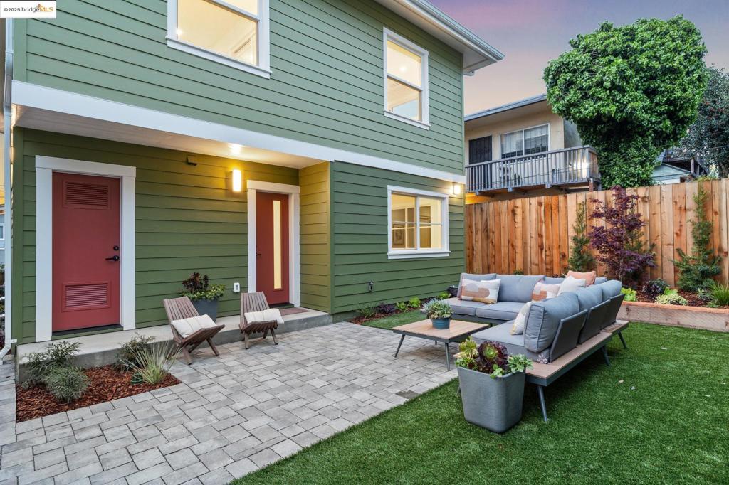 BERKELEY BORDER - Residential Income