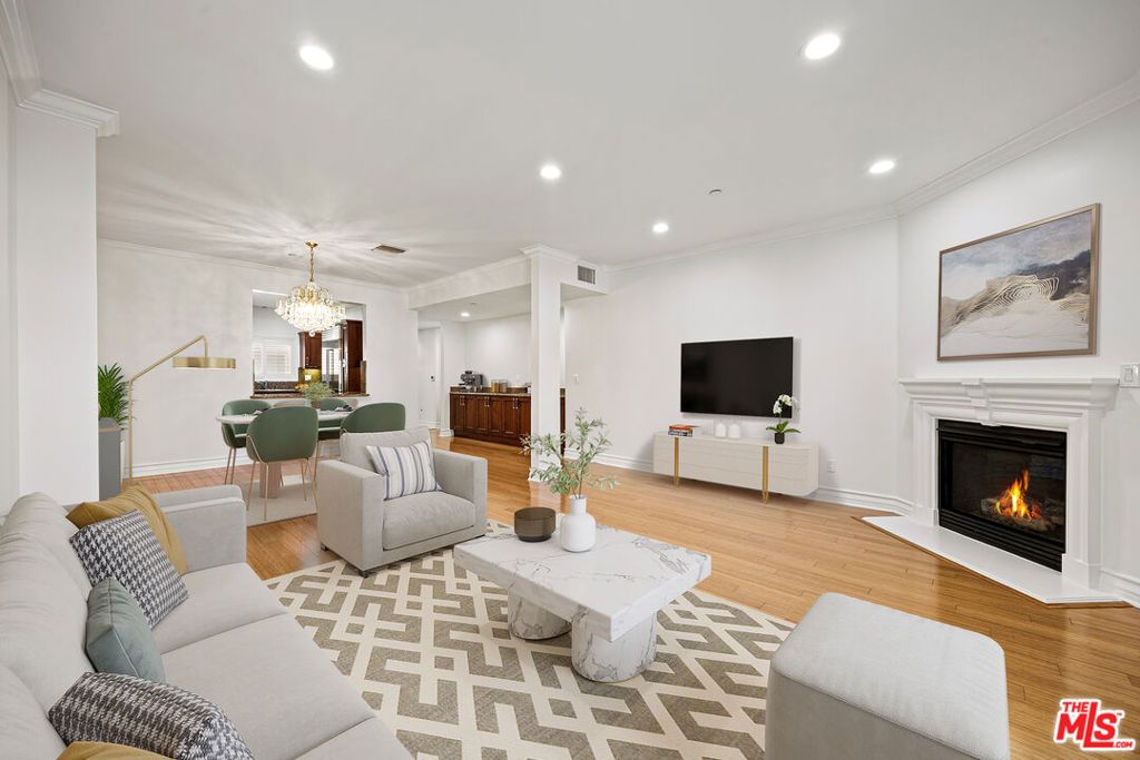 Photo of 118 S Clark Drive #302, West Hollywood, CA 90048 (MLS # 26636083)