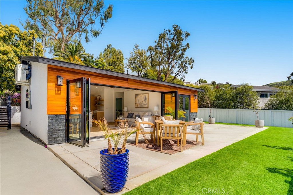 1480 Bluebird Canyon Drive