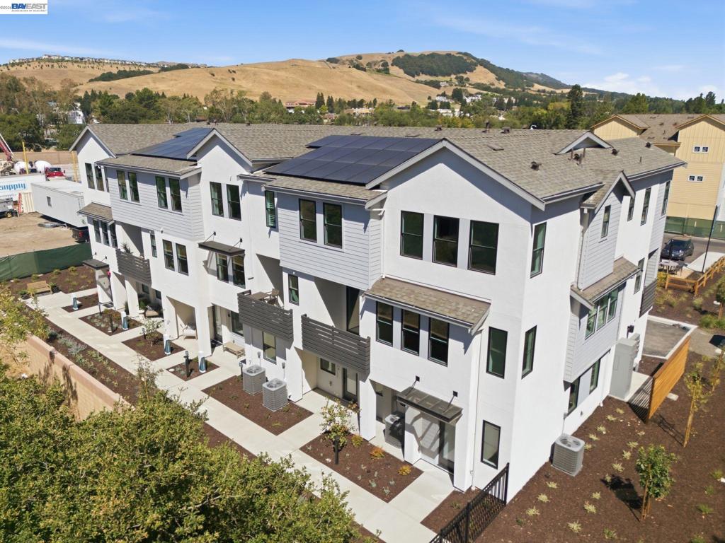 152 Tulare Court
