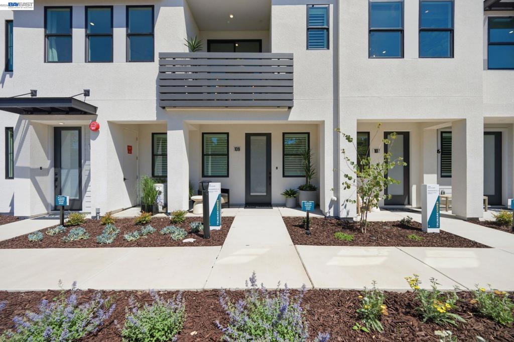 152 Tulare Court