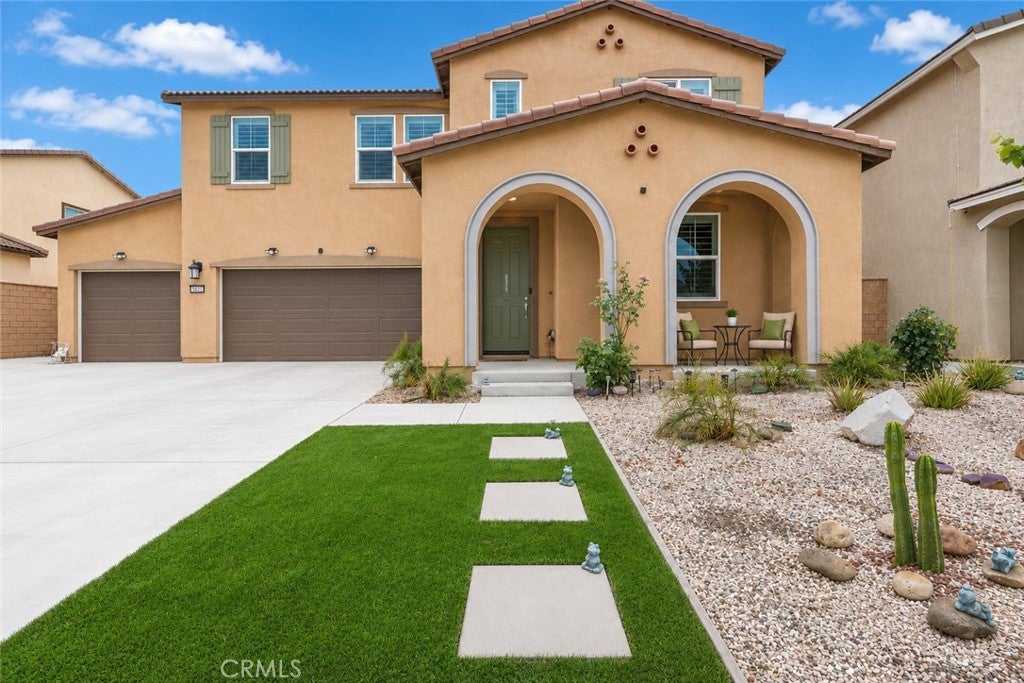 5073 Moon Eye Way