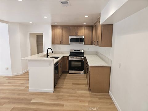 Photo of 18804 Mandan st ST #807, Canyon Country, CA 91351 (MLS # SR26117235)