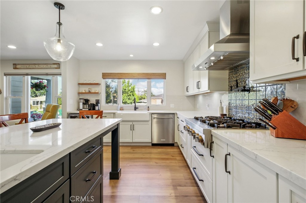 Properties 1 1414 E Silva