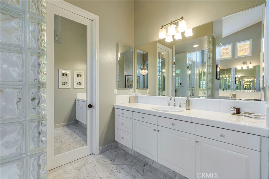 Regency Hills (903) - Residential