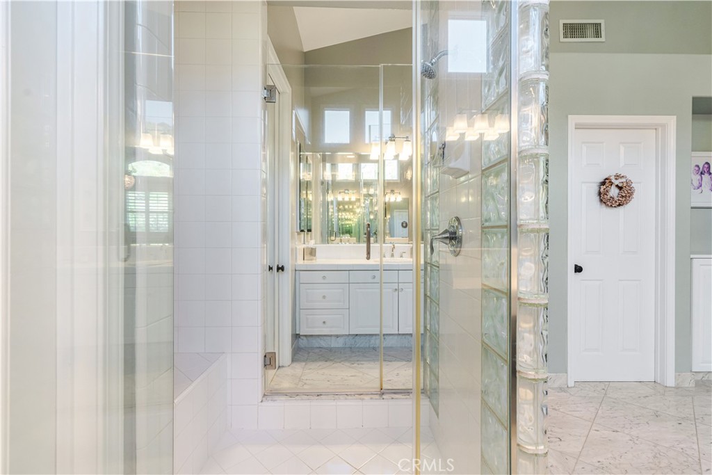 Regency Hills (903) - Residential