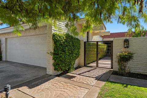 Photo of 44830 Del Dios Circle, Indian Wells, CA 92210 (MLS # 219154452DA)
