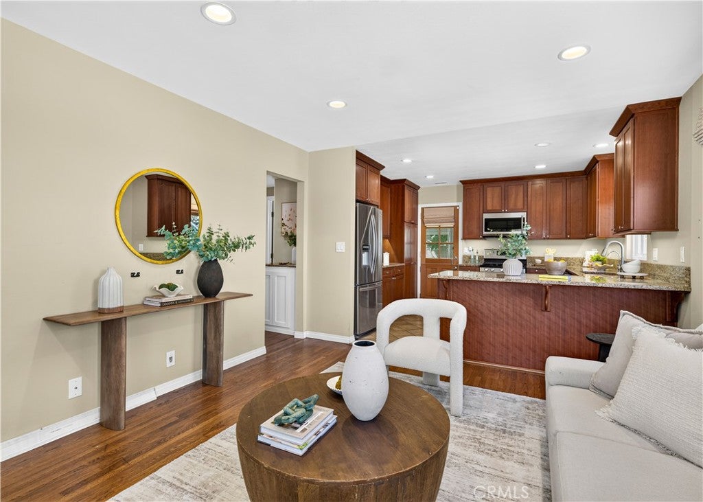 6242 Cherokee Drive