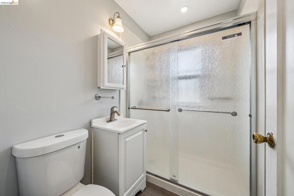 18 W Bissell Ave 204