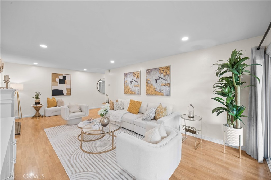 1720 Mission Street 18