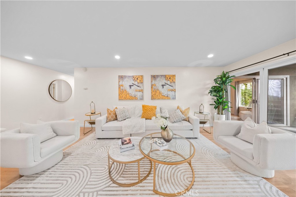 1720 Mission Street 18